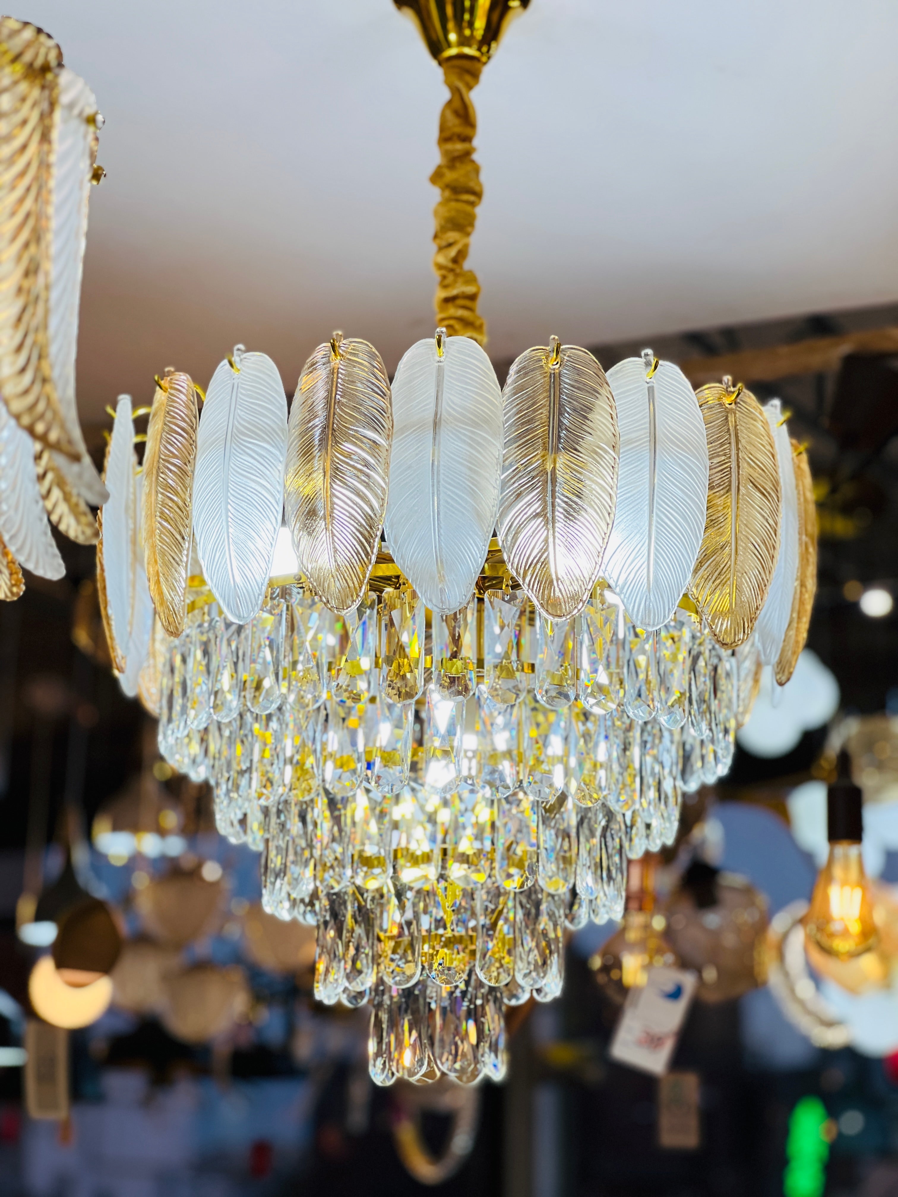 FEATHER , Lustre ronde en cristal pour salon