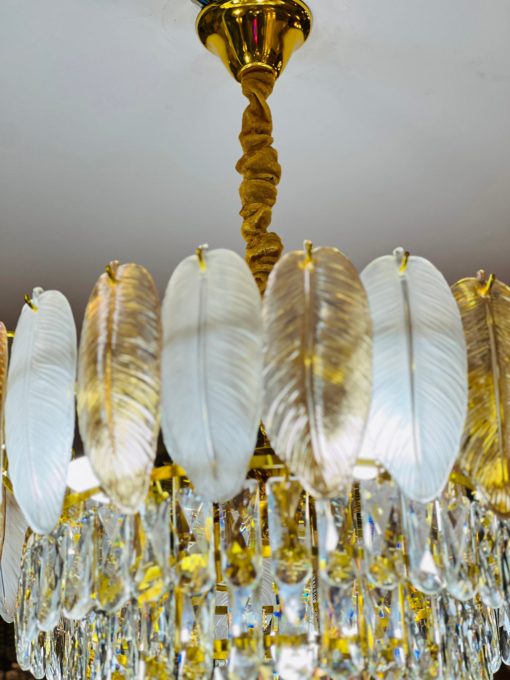 FEATHER , Lustre ronde en cristal pour salon